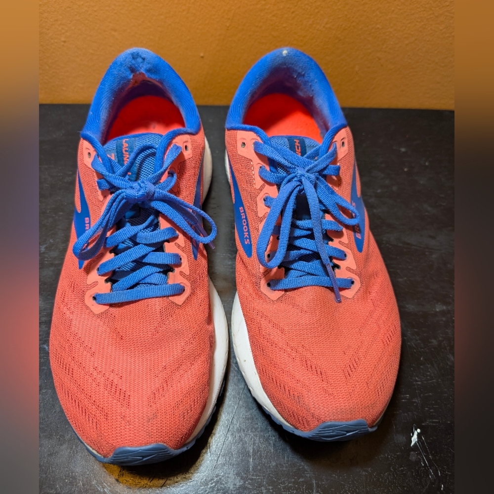 Brooks Launch 7 | Women's Size 9 | Coral Heat 🌅👟